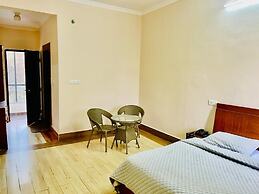 Hotel Suryadev