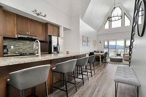 4BR Penthouse Rooftop of Harrison