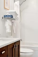 4BR Penthouse Rooftop of Harrison