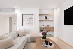 2-bdr SV Elegance Luxury Apt With Shared Pool