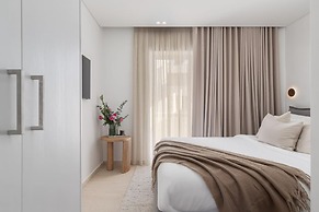 2-bdr SV Elegance Luxury Apt With Shared Pool