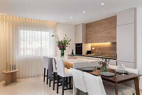 2-bdr SV Elegance Luxury Apt With Shared Pool