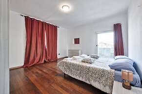 Venice H&S APT Private Room With AC