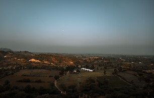 Riva Stays And Trails