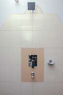 Roamers Inn - Hostel