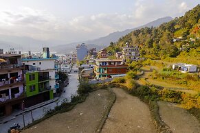 Roamers Inn - Hostel