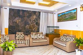 Roamers Inn - Hostel