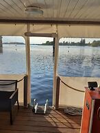 Time out on the Havel - Houseboat 