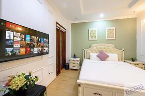 Luxe Paradise Suites Dich Vong Hau