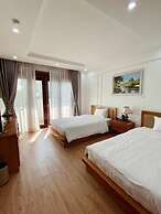 Luxe Paradise Suites Dich Vong Hau