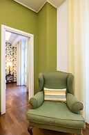 Green Tea Flat at Piazza Carit by Wonderful Italy