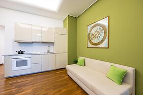 Green Tea Flat at Piazza Carit by Wonderful Italy