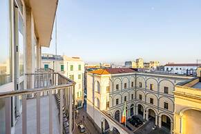 Green Tea Flat at Piazza Carit by Wonderful Italy