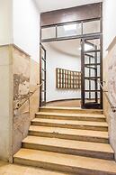 Green Tea Flat at Piazza Carit by Wonderful Italy