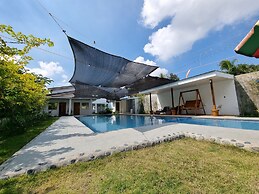 CMJ Private Resort