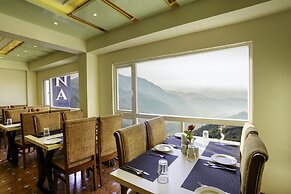 Q Saina's Mapham Darjeeling