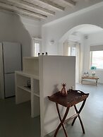 Mykonian Luxury Villa Azure w View Pool