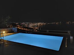 Mykonian Luxury Villa Azure w View Pool