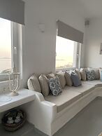 Mykonian Luxury Villa Azure w View Pool