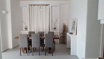 Mykonian Luxury Villa Azure w View Pool