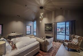 Henningsvær Bryggehotell - by Classic Norway Hotels