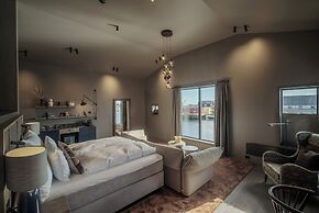 Henningsvær Bryggehotell - by Classic Norway Hotels