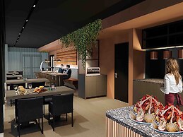 Henningsvær Bryggehotell - by Classic Norway Hotels