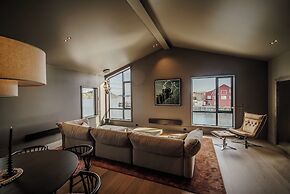 Henningsvær Bryggehotell - by Classic Norway Hotels