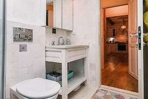 Luxury Duplex Villa w Pool and Garden in Alacati