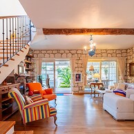 Luxury Duplex Villa w Pool and Garden in Alacati