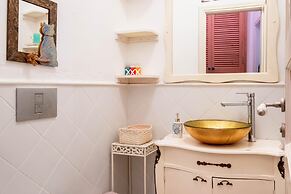 Luxury Duplex Villa w Pool and Garden in Alacati