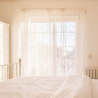 Luxury Duplex Villa w Pool and Garden in Alacati