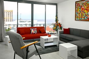 Flat With Sea View Balcony in Kyrenia