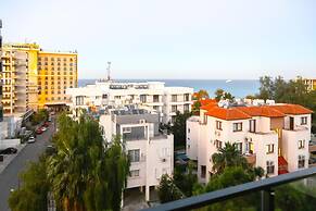 Flat With Sea View Balcony in Kyrenia