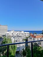 Flat With Sea View Balcony in Kyrenia