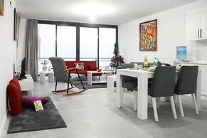 Flat With Sea View Balcony in Kyrenia