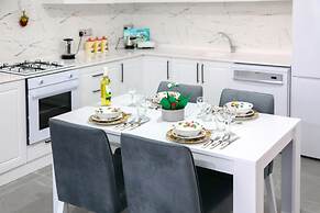 Flat With Sea View Balcony in Kyrenia