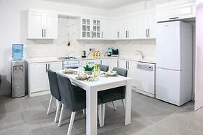 Flat With Sea View Balcony in Kyrenia