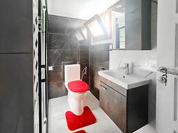 Flat With Garden 5 min to Kyrenia Castle