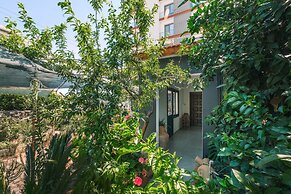 Flat With Garden 5 min to Kyrenia Castle