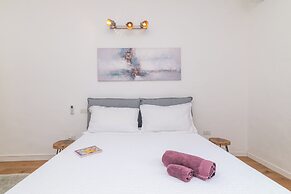 David House In The City Center