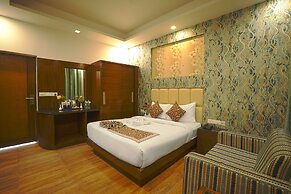 Q Saina's S K Regency