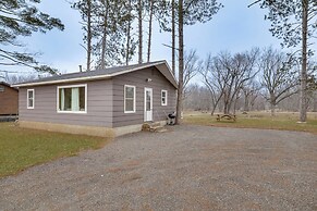 Pet-friendly Cabin Retreat: Wisconsin River Access