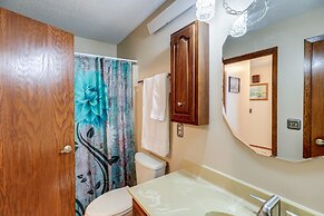 Long Pine Home: 2 Mi to State Recreation Area