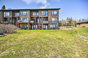 Tofte Tranquility: Lakefront Townhome w/ Balcony!
