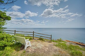Tofte Tranquility: Lakefront Townhome w/ Balcony!