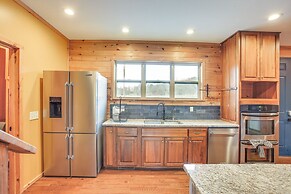 Bethpage Home w/ Private Hot Tub & Game Room!