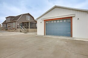 Bethpage Home w/ Private Hot Tub & Game Room!