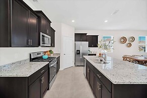 Resort Oasis w/ Game Room: 11 Mi to Disney!