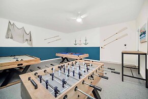 Resort Oasis w/ Game Room: 11 Mi to Disney!